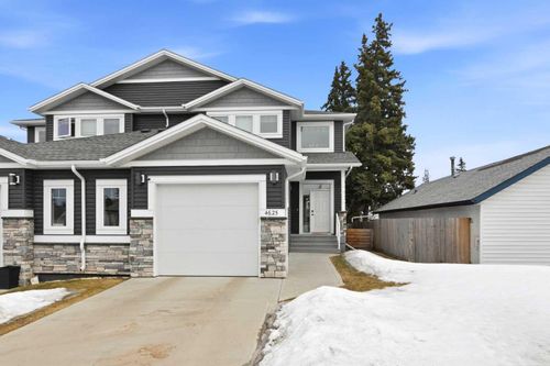 4625 48 St, Sylvan Lake, AB, T4S1L4 | Card Image