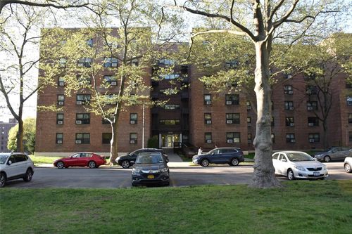 apt-1a-21203 75th Ave, Oakland Gardens, NY, 11364-3333 | Card Image
