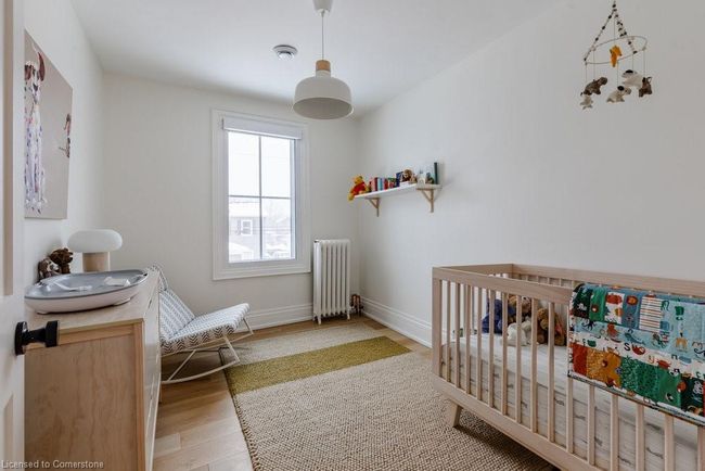 45 Park St W, House other with 6 bedrooms, 4 bathrooms and 4 parking in Dundas ON | Image 32