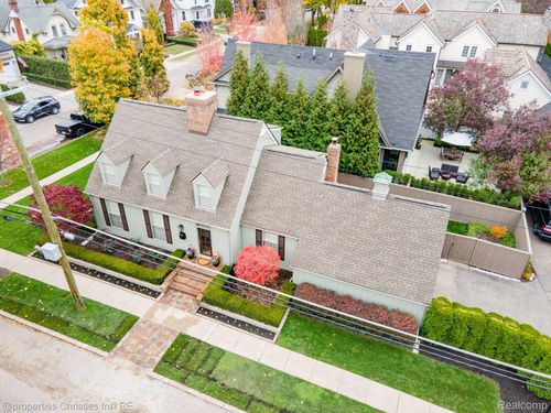 660 Woodland St, Birmingham, MI, 48009-3849 | Card Image