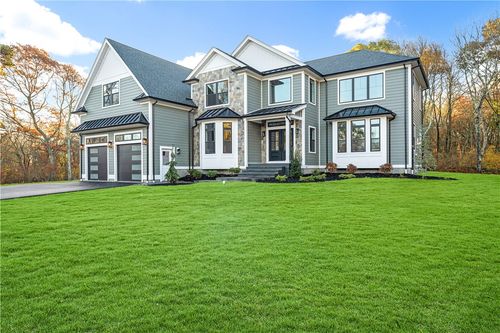 140 S Pier Rd, Narragansett, RI, 02882-3523 | Card Image