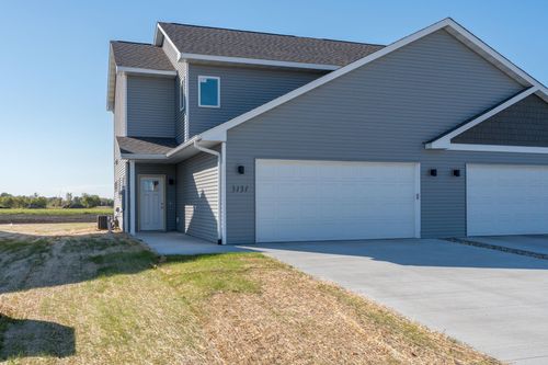 3129 & 3131 Noble Drive, Mankato, MN, 56001 | Card Image