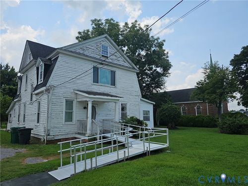 205 E Main St, Waverly, VA, 23890-3240 | Card Image