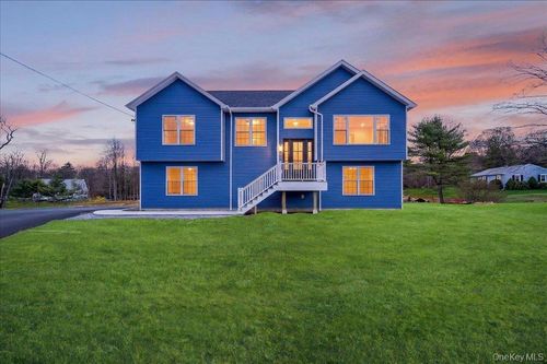 11 Widmer Road, Wappinger, NY, 12590 | Card Image