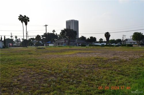 819 S 9th St, McAllen, TX, 78503 | Card Image