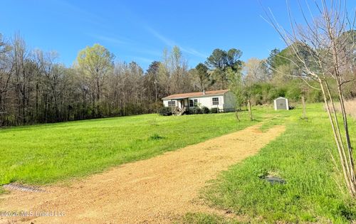 1015 Lomax Ln, Crystal Springs, MS, 39059-9122 | Card Image