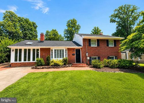 3115 Shadeland Dr, FALLS CHURCH, VA, 22044-1727 | Card Image
