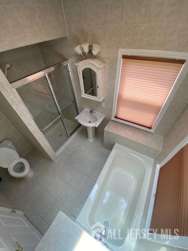68 Wilmot St, House other with 3 bedrooms, 3 bathrooms and null parking in East Brunswick NJ | Image 21