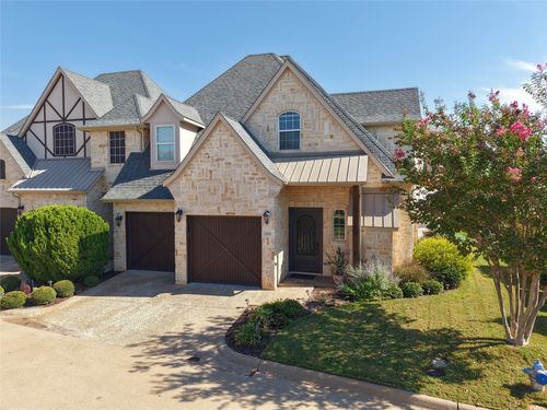 2541 Vineyard Dr, Granbury, TX, 76048-1218 | Card Image