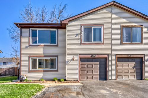 2058 Leeward Ln, Hanover Park, IL, 60133-6025 | Card Image