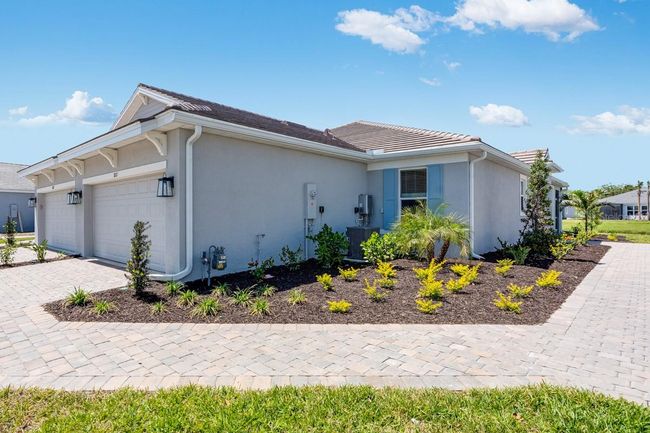8113 Moonbeam Ave, House other with 2 bedrooms, 2 bathrooms and null parking in SARASOTA FL | Image 30