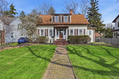 156 Garrison Rd, Amherst, NY, 14221-6942 | Card Image