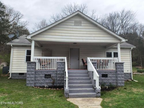 8313 Thorn Grove Pike, Knoxville, TN, 37914 | Card Image