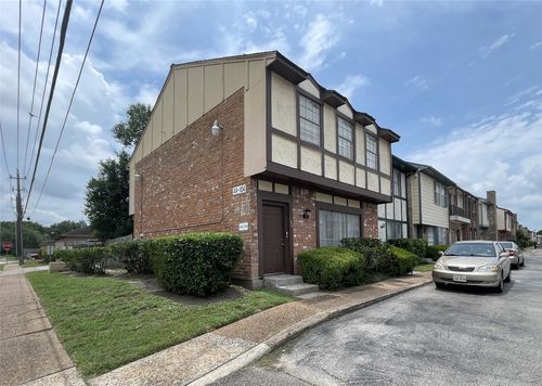 104-104 7700 Creekbend Drive, Houston, TX, 77071 | Card Image