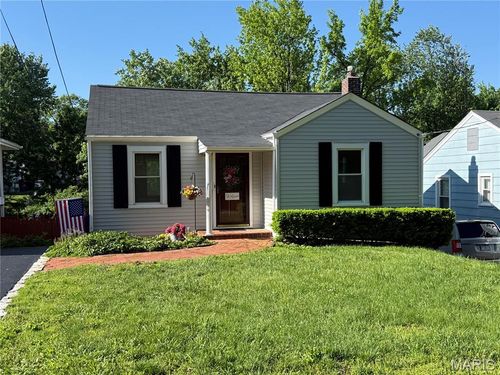 9930 Carlyle Ave, Overland, MO, 63114-1305 | Card Image