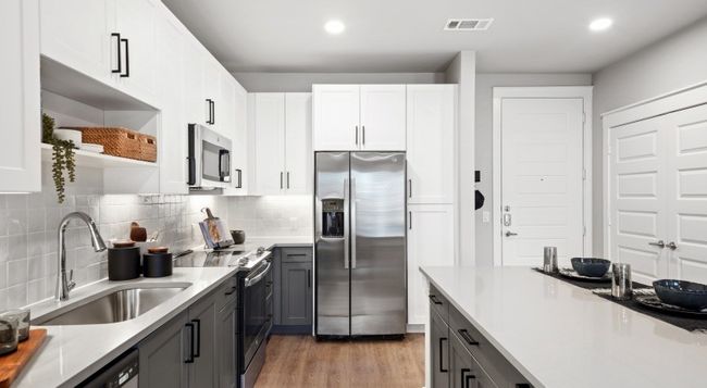 Furnished Model - Actual unit has similar finishout | Image 6