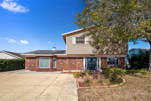 8461 Flagstone Dr, TAMPA, FL, 33615-4915 | Card Image