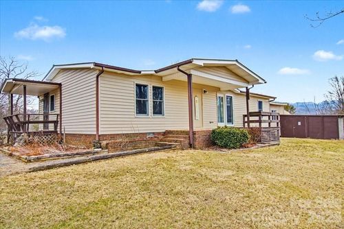 170 Styles Rd, Burnsville, NC, 28714-8437 | Card Image