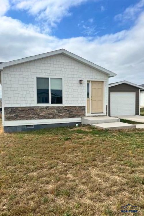 270 Landmark Ct, Box Elder, SD, 57719-8153 | Card Image