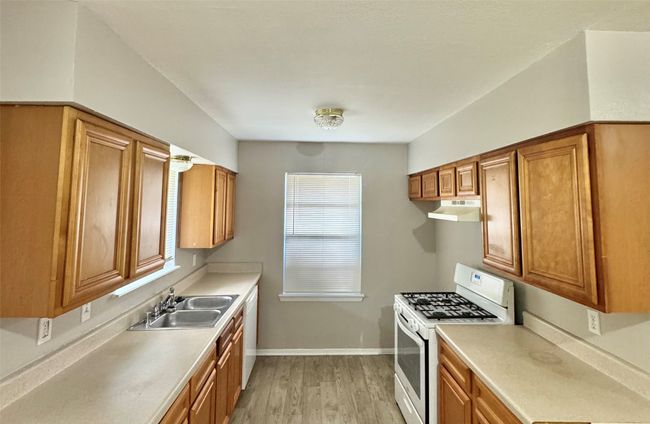 2358 Inadale Ave, House other with 3 bedrooms, 2 bathrooms and null parking in Dallas TX | Image 5