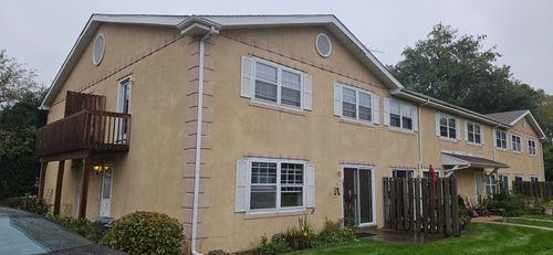 1142 Greenwood Cir, Woodstock, IL, 60098-2983 | Card Image