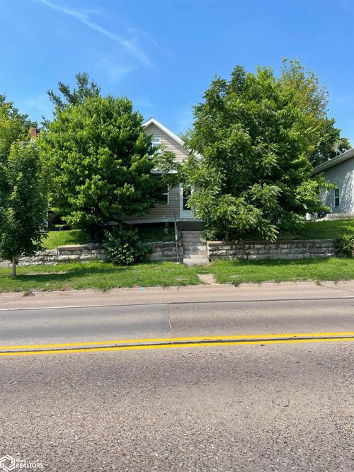 1004 Spring St, Burlington, IA, 52601-4948 | Card Image