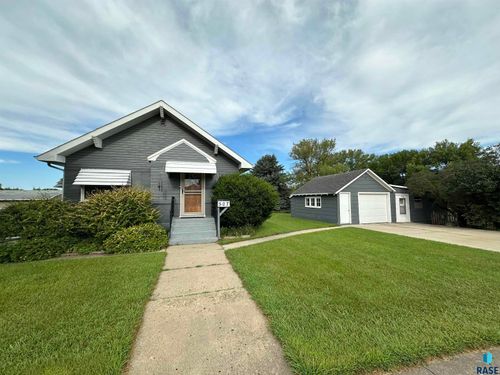 507 1st St N Street N, Beresford, SD, 57004 | Card Image