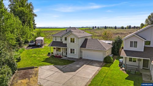 1299 Elana Dr, Woodburn, OR, 97071-5578 | Card Image