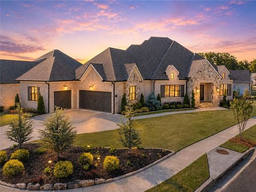 2825 Cork St, Braselton, GA, 30517-1110 | Card Image