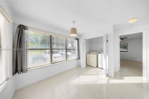 8101-2986 S University Dr, Davie, FL, 33328-1487 | Card Image