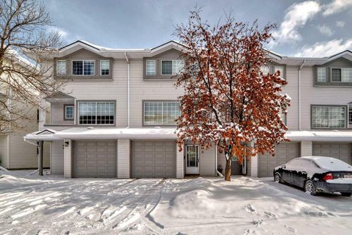 12 Kingsland Villas Sw, Calgary, AB, T2V5J9 | Card Image