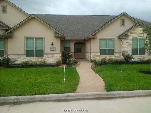 3822 Estes Park, College Station, TX, 77845-7432 | Card Image