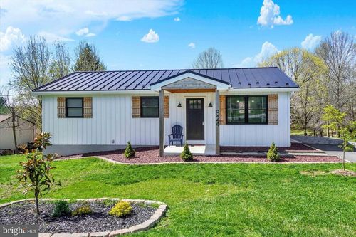 824 Almoney Rd, WRIGHTSVILLE, PA, 17368-9695 | Card Image