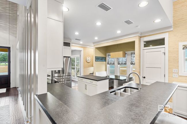 Kitchen | Image 14