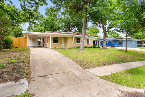 1513 Park Pl, Irving, TX, 75061-7118 | Card Image