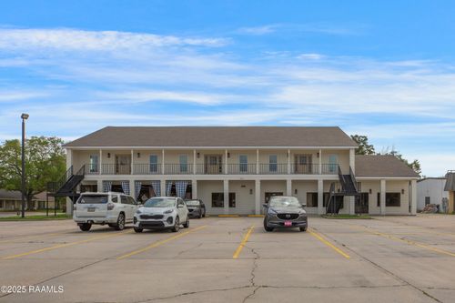 300-2801 Kaliste Saloom Rd, Lafayette, LA, 70508-7181 | Card Image