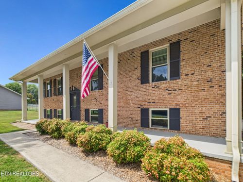 536 Keck St, Seymour, TN, 37865-5612 | Card Image