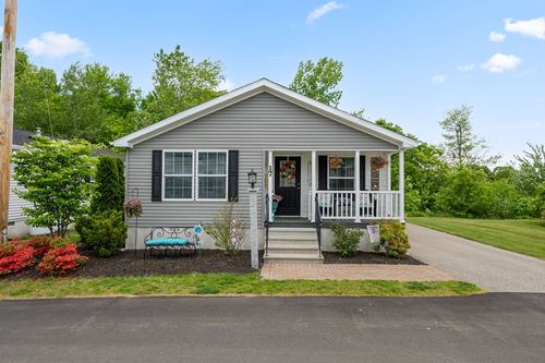 17 Lantern Ln, Rutland, MA, 01543-1563 | Card Image