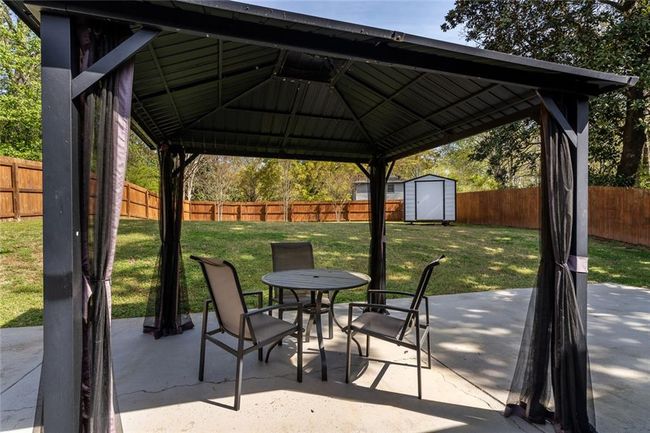 2189 Gordon Cir Se, House other with 4 bedrooms, 3 bathrooms and 2 parking in Smyrna GA | Image 37