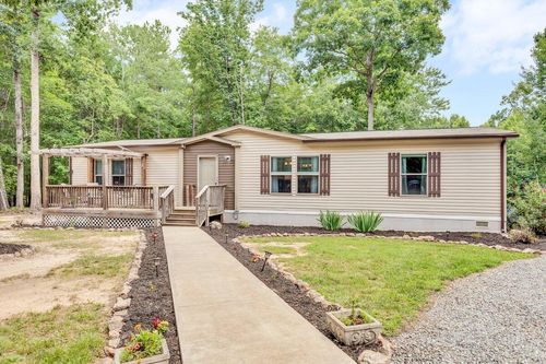 1034 Lookout Ct, Huddleston, VA, 24104-3620 | Card Image
