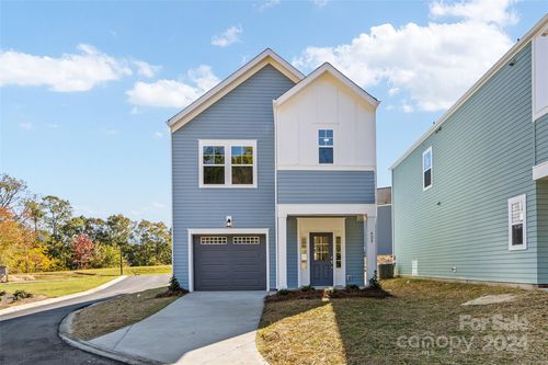 428 Kingsway Circle, Charlotte, NC, 28208 | Card Image