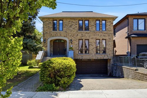 623 Coldstream Avenue, Toronto, ON, M6B2L1 | Card Image