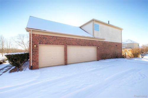 392 Lenox Dr, Canton, MI, 48188-1594 | Card Image