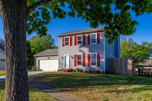 1709 Oak Place Ct, Lexington, KY, 40515-1357 | Card Image