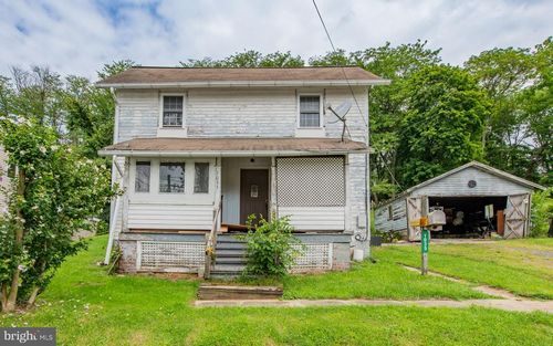 1035 W 4th St, LOCK HAVEN, PA, 17745-2601 | Card Image
