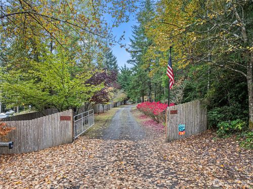 19602 Herron Rd Nw, Lakebay, WA, 98349-8129 | Card Image