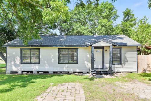622 S Idaho St, La Porte, TX, 77571-5513 | Card Image