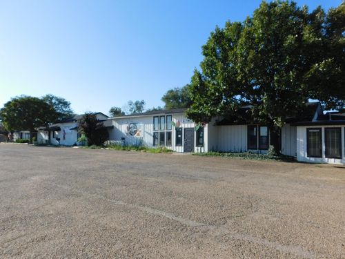 1529 W American Blvd, Muleshoe, TX, 79347-3027 | Card Image