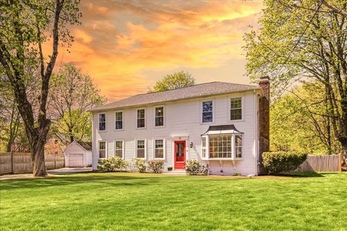 57 Pound St, Medfield, MA, 02052-2647 | Card Image
