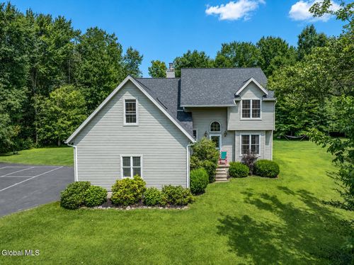 2611 Old Mill Rd, Galway, NY, 12074-2316 | Card Image